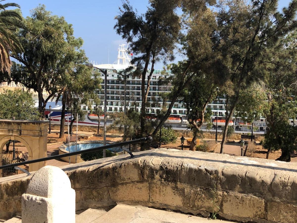 Floriana Cosy Townhouse Apartment Екстериор снимка