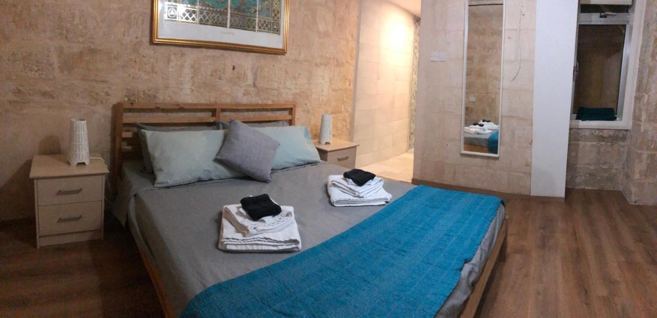 Floriana Cosy Townhouse Apartment Екстериор снимка