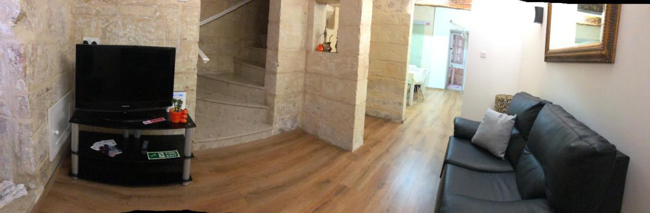 Floriana Cosy Townhouse Apartment Екстериор снимка