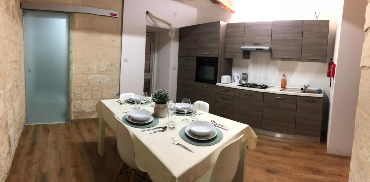 Floriana Cosy Townhouse Apartment Екстериор снимка
