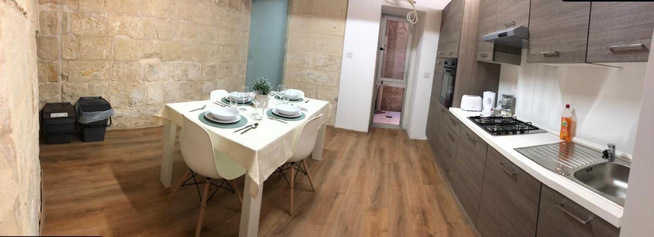 Floriana Cosy Townhouse Apartment Екстериор снимка